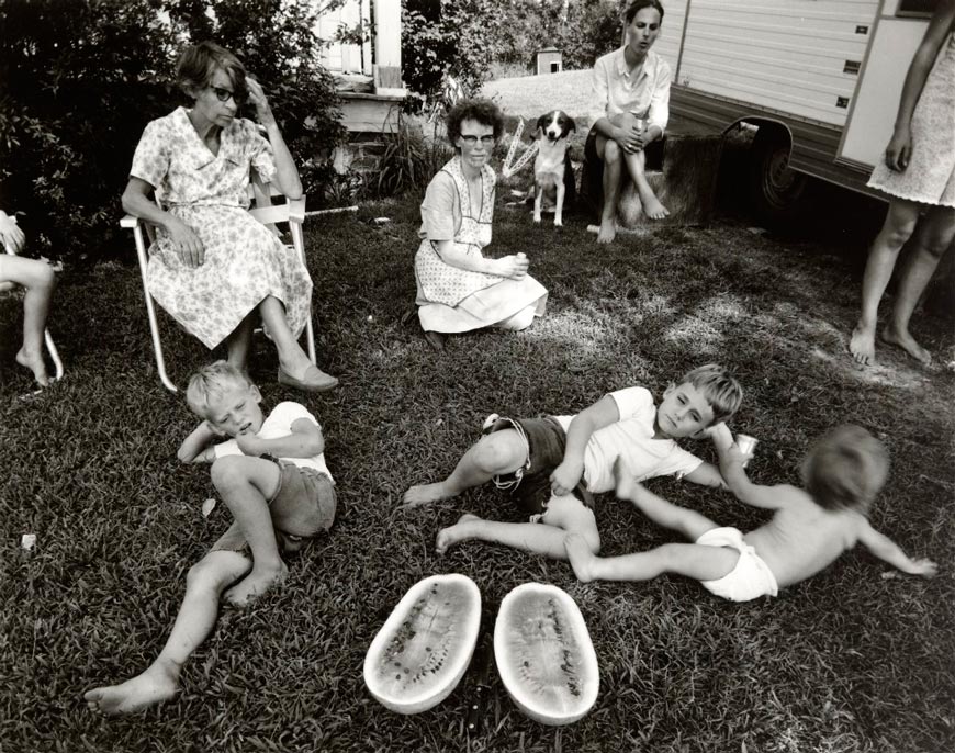 arenddewit's tweet photo. Given the year in which this picture was taken, we may safely assume all boys had a proper RIC.
(Picture by Emmet Gowin, 'Untitled', 1969, Danville VA, USA) https://t.co/3AM0zGPtji