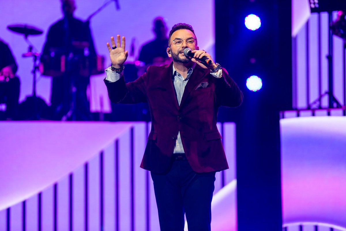 ldpgpr's tweet image. Let's end the week off with a few shots from Joseph Fonseca! #LightingDesign