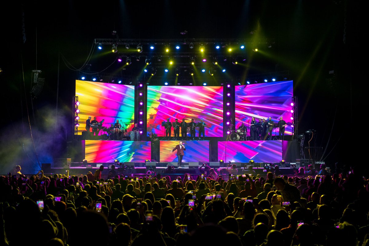 ldpgpr's tweet image. Let's end the week off with a few shots from Joseph Fonseca! #LightingDesign