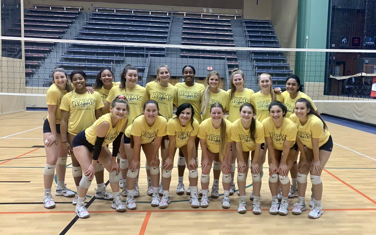 TxWesVolleyball's tweet photo. First practice at the NAIA National Tournament in the books ✔️ https://t.co/0ZpstklFVc