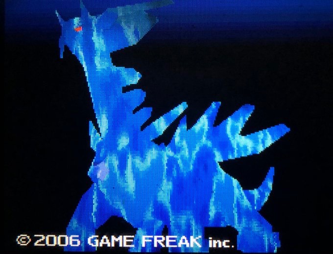 ポケモンハンターz 色キョダイイーブイ アニポケ がディアルガ パルキア回なので ポケモンハンターz のポケモン 講座1弾はディアルガじゃ 時の神ディアルガの必殺技時の咆哮は威力抜群 代償として消耗が激しいのぉ 世界に轟くの神の力 ザ ワールド