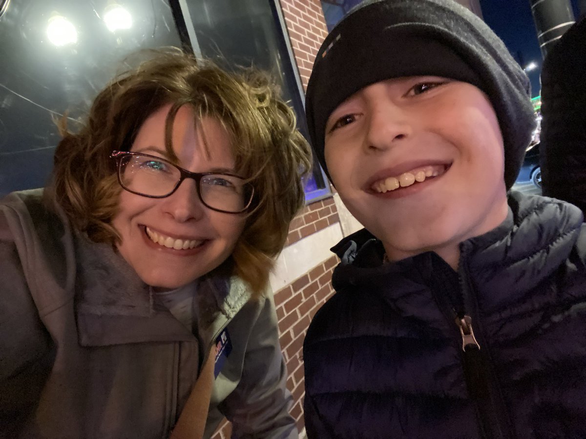 yahrforjudge's tweet photo. Cold but wonderful evening in Triangle Park for Lexington Holiday Lighting Festival.  🕎🎄

#HappyHanukkah
#MerryChristmas
#YahrforJudge https://t.co/5ELyhtZCdw