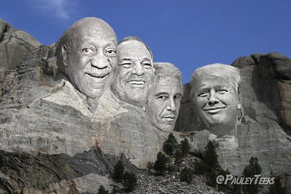 chefrocky413's tweet photo. @thehill Clump’s brass representation of Mt Rushmore at Mar-A-Lago has his likeness added… given a choice, he’d have the entire thing redone 🔻 https://t.co/KELoPqJ4M5