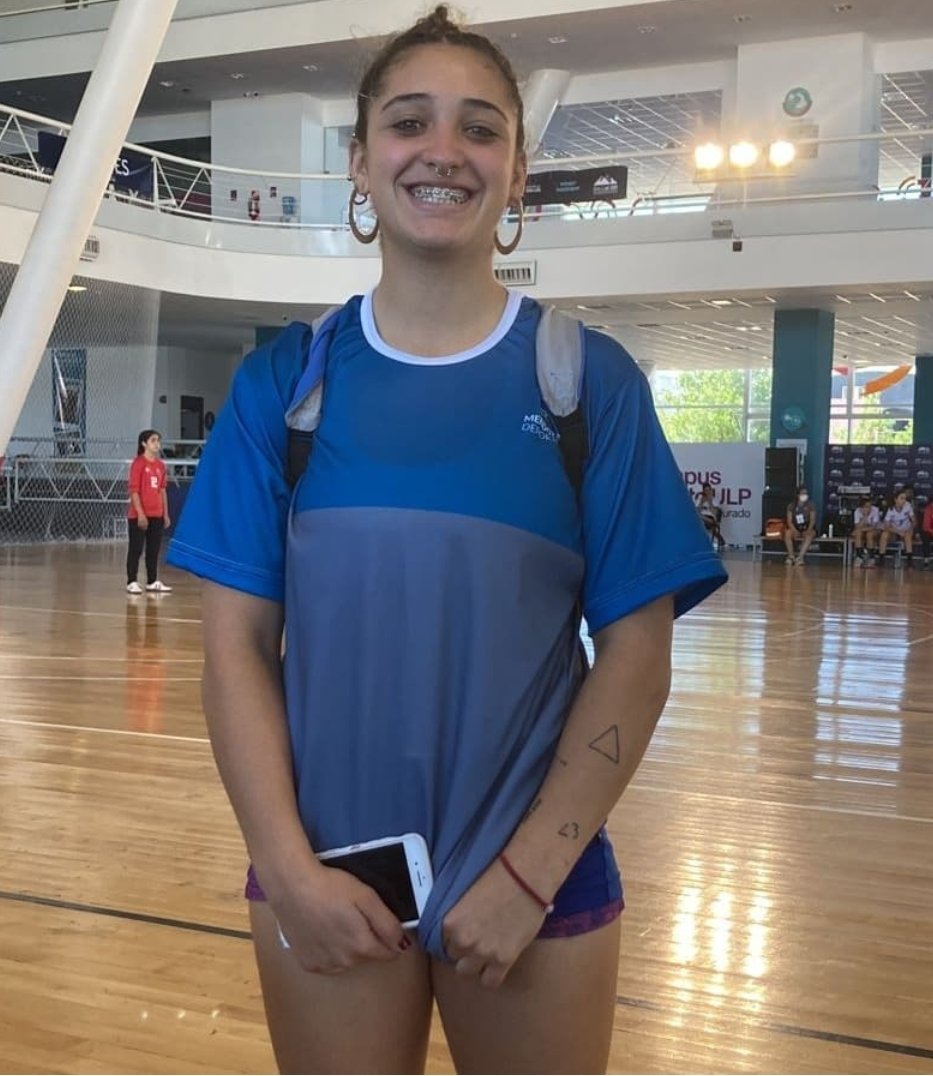 <a href="/sportkidsmza/">Sport Kids</a> <a href="/DeportesMza/">Deportes Mendoza</a> <a href="/radiolupa106/">LUPA FM 106.9</a> @RevanchaRecord <a href="/auroraradiofm/">Aurora FM 91.3</a> 🔝 Tremendo torneo de la jugadora de <a href="/cmr_handball/">Regatas Handball</a>  Valentina"Rulo" Molina  terminó el torneo como goleadora de <a href="/DeportesMza/">Deportes Mendoza</a> con 39 goles. 🥇👏👏