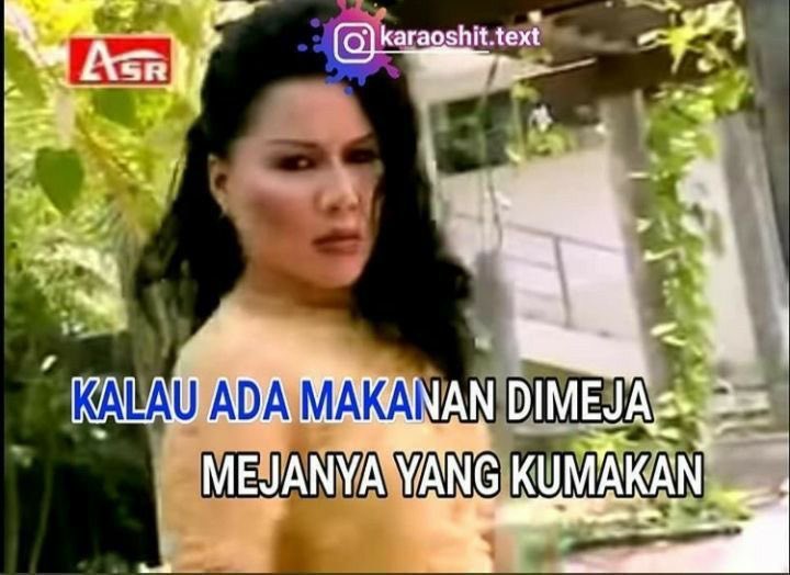 IbuPeri__'s tweet photo. Morning u tengah tunggu nasik lemak sebab lapar gila https://t.co/8PFr7TlHJB