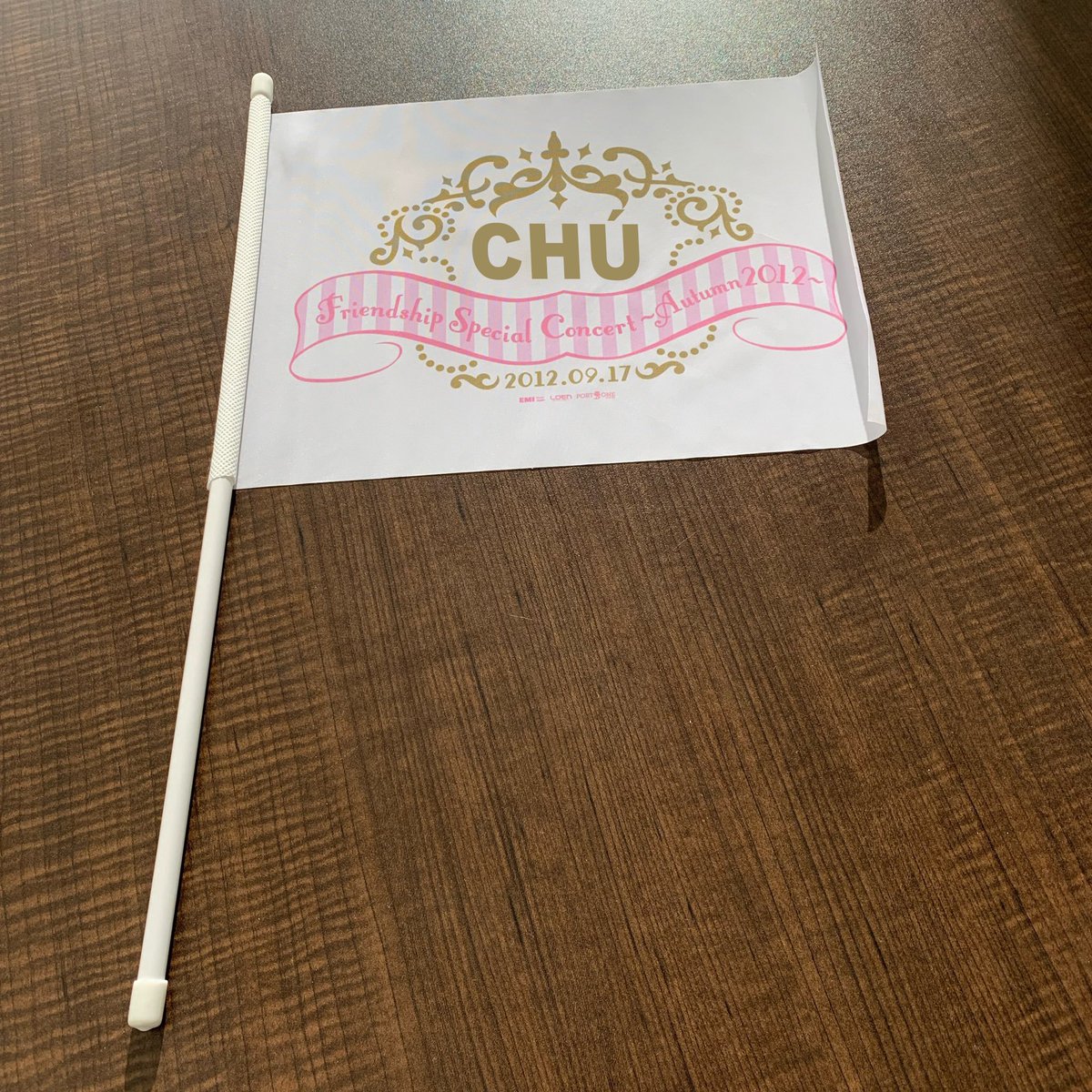 WEKITZES's tweet photo. me escape del sótano por una razón!! es por qué me dijeron que hoy era el #2YearWChú y eso ameritaba una celebración vdd, y es por eso q me escape ojalá q cuando vuelva no me maten, pero es todo por una buena causa :p

#LENA 🐈 https://t.co/ajQAveHfDW
