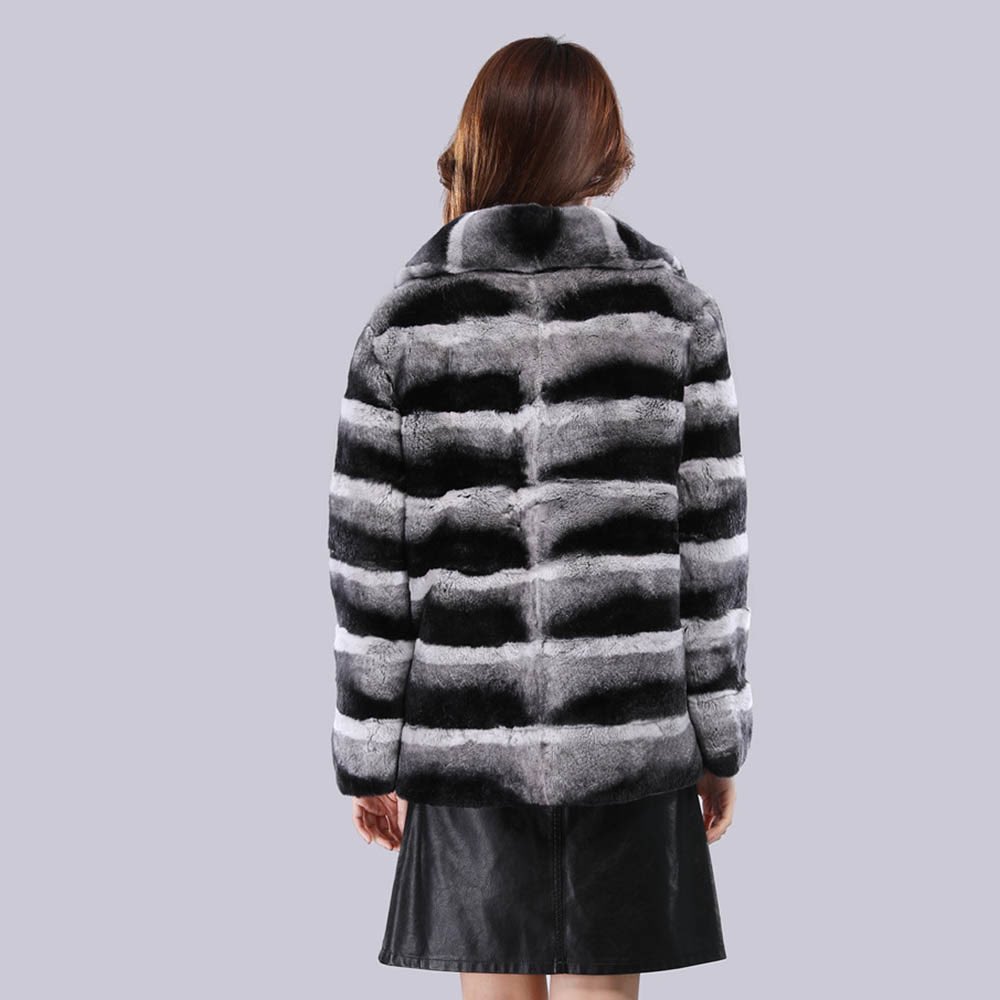 Fashion Winter Rex Rabbit Chinchilla Fur Coat Wholesale from hlfurs.com/product/fashio…
.
#fur #furjacket #realfur #furcoat #furclothes #furcoatwholesale #furclotheswholesale #furjacketwholesale #chinchillafurcoat
