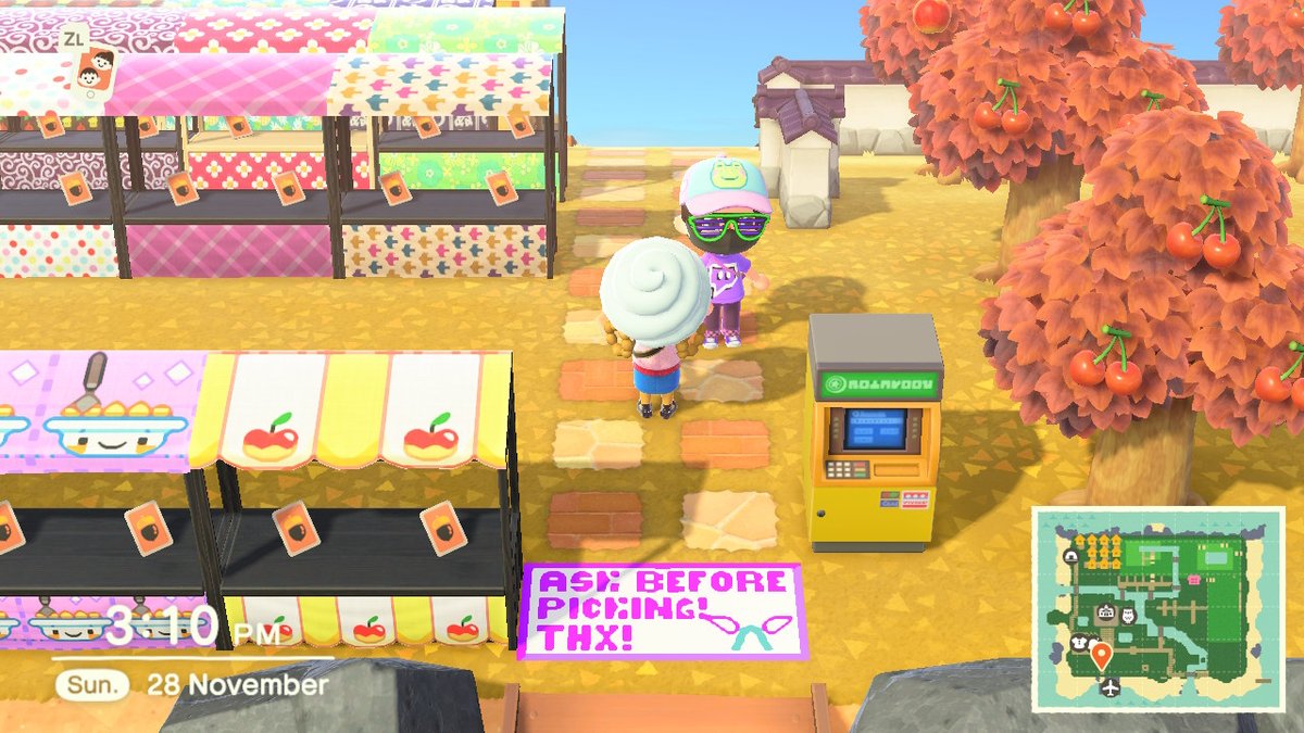 StephuAC's tweet image. I visited @Tsstechangel ! She made me feel very welcome with all my designs uwu 

#AnimalCrossing #ACNH #NintendoSwitch