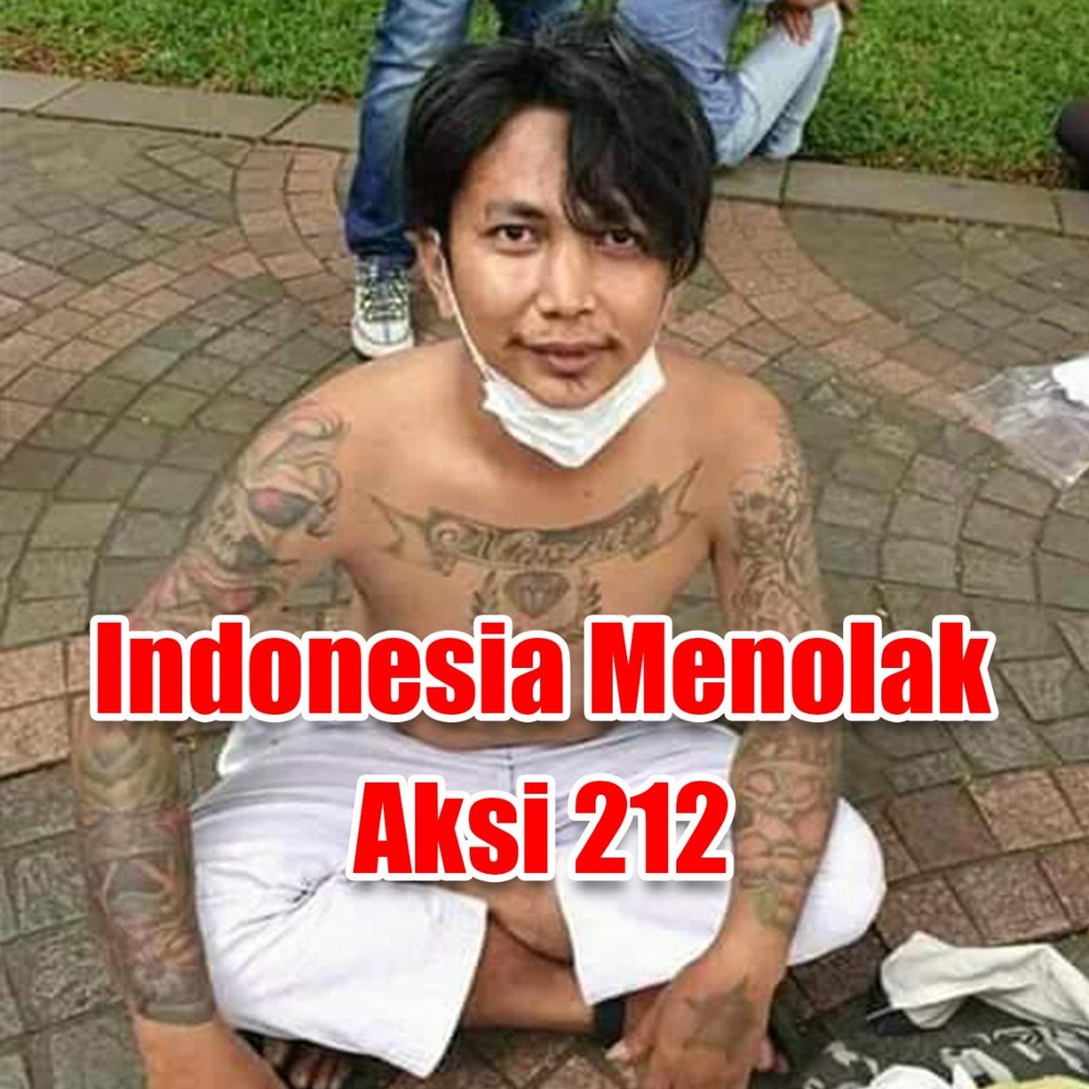AgusMaman15's tweet photo. #TolakAksi212
#DamaiTanpaReuni212
#IndonesiaMenolakAksi212 https://t.co/YmFR7k4plH
