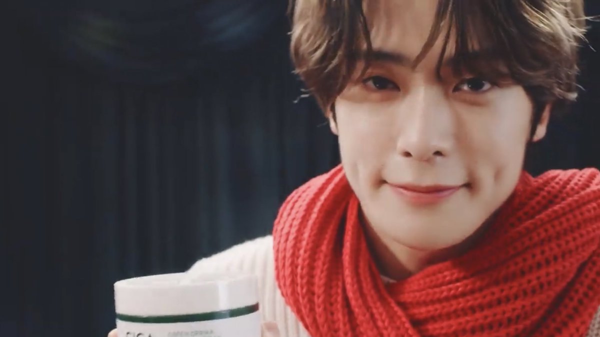 empathyoonoh's tweet photo. he's so beautiful https://t.co/SUV4zIw4qq