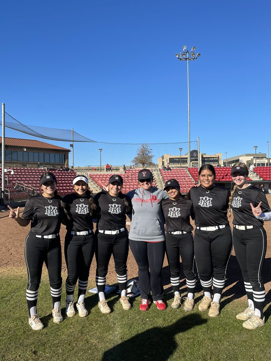 lauren_vallery's tweet photo. Thank you @TexasTechSB for the great camp today!! I learned a lot and would love to come back! @AMTX2024 https://t.co/5jenXIZfzf