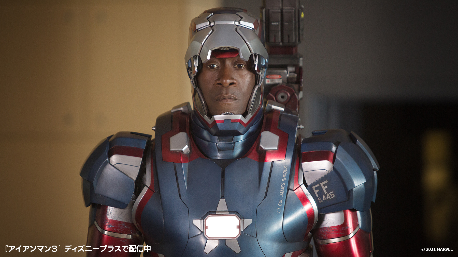 Marvel 今日 11 29 は ウォーマシン を演じるドン チードルの誕生日 アイアンマン ことトニー スタークの良き友人で アメリカ空軍大佐であるジェームズ ローディ ローズ トニーが作ったパワードスーツで 彼ともに世界のために戦ってきた
