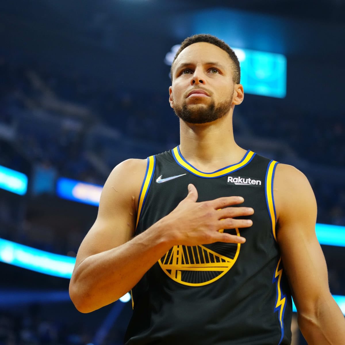 HMan3777's tweet photo. The greatest shooter in NBA history owns a @BoredApeYC 🦍 

Let that sink in 🏀 https://t.co/WQeebkdBG8
