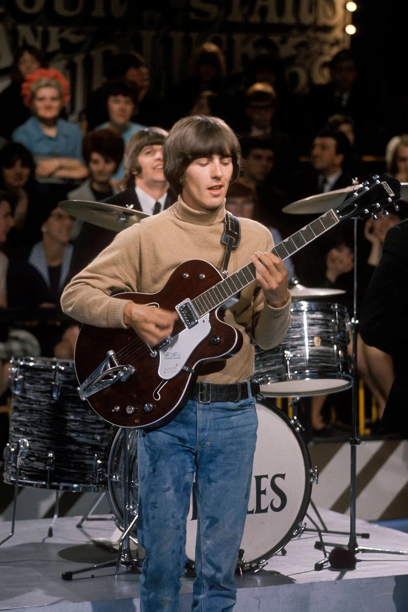 BeatlesEarth's tweet photo. 20 years ago today, George Harrison left the earth better than he found it.

His last words were, “Everything else can wait, but the search for God cannot wait, and love one another”

For his music, humor, and kind spirit, we thank &amp; remember him every day - but especially today. https://t.co/0FlKEDT9Hu