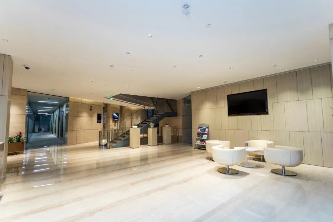 PivotDecor's tweet photo. Project: Langjiu Group Headquarters
Architect: Shanghai Jundi Architectural Design Office Co., Ltd.
Product: Decobond®
#design #project #architect #office  #decobond https://t.co/3k5tYl3rxD