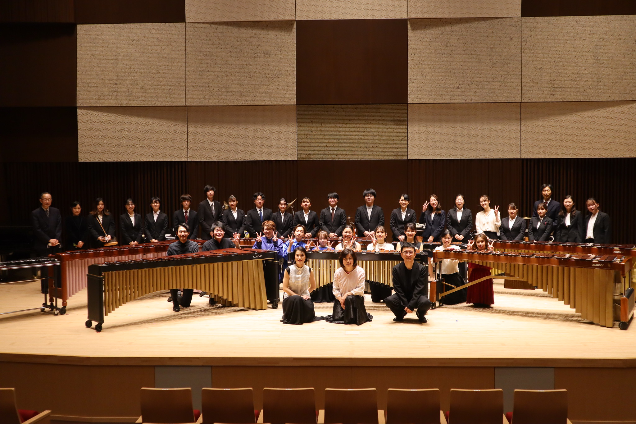 武蔵野音楽大学 コンサート報告 11 25 木 音楽総合学科 アートマネジメントコース による企画制作公演 マリンバ トゥナイト 音と光の躍動 を本学ブラームスホールにて開催しました ご来場いただいた皆様ありがとうございました Facebook