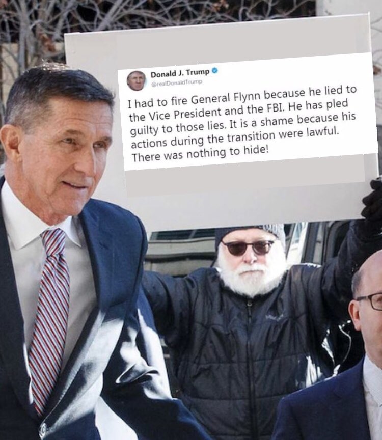 BigRedWaveNow2's tweet photo. #Hohoho #Flynn @GenFlynn! #SantaThug #BustedBitch #TvGeneral #PresidentT @realDonaldTrump @DanScavino @EricTrump @DonaldJTrumpJr #OneYearPardonDelta #SantaKnew #MrsCKnew https://t.co/MruMcB4AvV