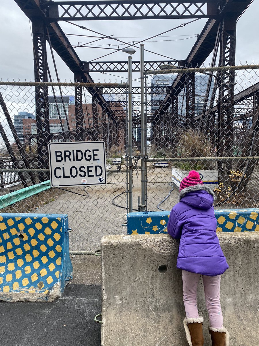 juliawallerce's tweet photo. Hey #NorthernAveBridge, we really want to walk across you! @MayorWu can we get this project back on track- for people/bikes only- &amp; put the extra $$$ towards BRT on Congress St? 🚌🙏😍 @StreetsBoston @bosBRT @BostonBTD @transitmatters https://t.co/l4tBNXMEt6