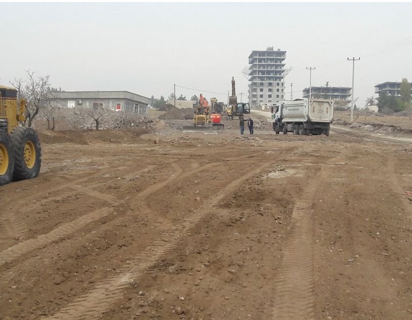 Şehit Orhan İrkarlı Caddesi'nde çalışmalarımız tüm hızıyla devam ediyor🚧

Mehmetçik Mahallemizin ana arterlere olan bağlantısını açtığımız bu yeni yollarla daha da kolaylaştıracağız.