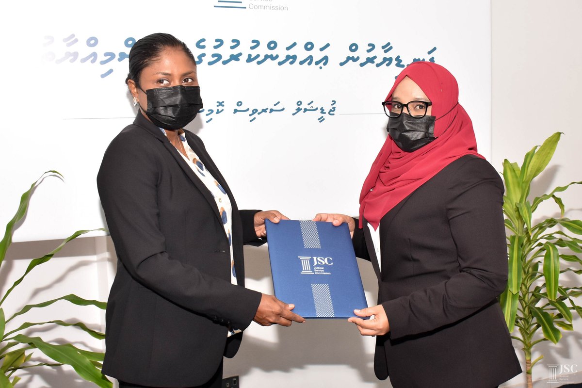 MaldivesJSC's tweet photo. Highlights from yesterday's Oath Taking Ceremony of newly appointed Judges to Family Court.

More photos: https://t.co/lxXOavwrUa https://t.co/gHmSz4Jk2Z