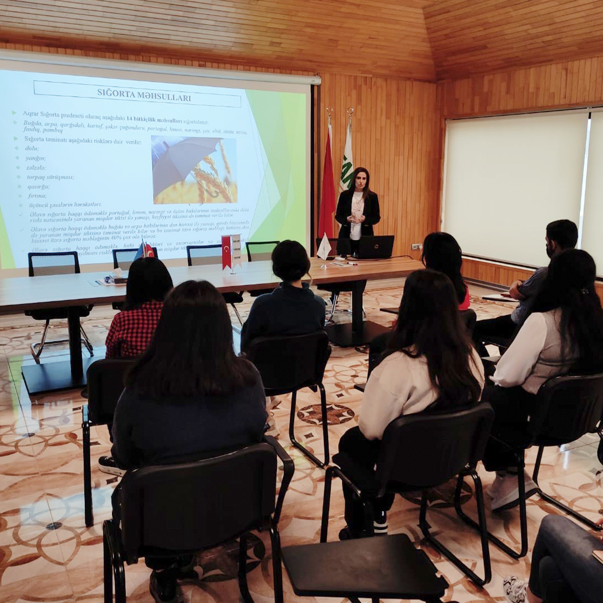 Aqrar Sığorta Fondunda tələbələr üçün təcrübə proqramına start verilib. 📣

Aqrar Sığorta Fondu və Qərbi Kaspi Universiteti arasında imzalanmış memoranduma uyğun olaraq Universitetin müxtəlif ixtisaslar üzrə təhsil alan tələbələri Fondda təcrübə keçməyə başlayıblar.