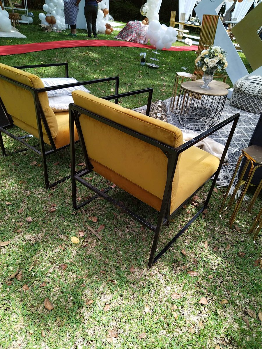We offer Events Furniture at affordable rates, turn your event into an extravagant experience no one will forget about. DM us or Email: Info@luxuryfurniture.co.za

#ad #GirlTalkZA https://t.co/otYGUuhaDS