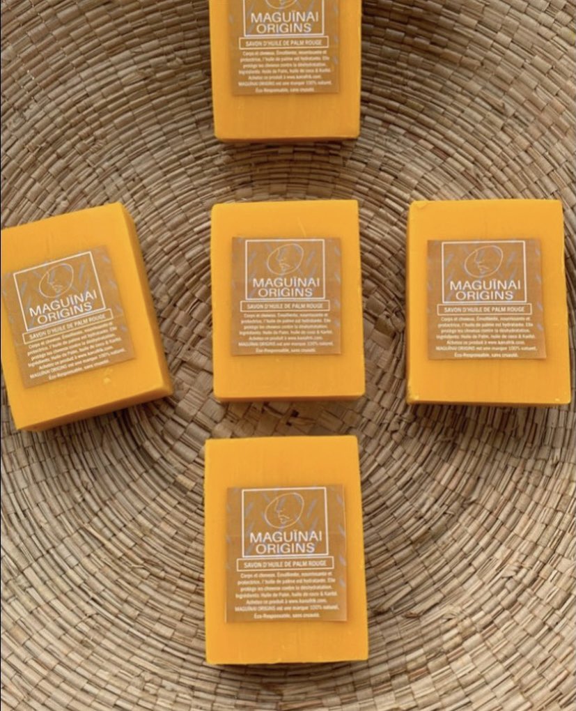 MAGUINAIS's tweet photo. Nos SAVONS au Curcuma &amp; huile de palme #maguinaiorigins #guineanbrand #madeinguinea https://t.co/nKopWdl6Bc