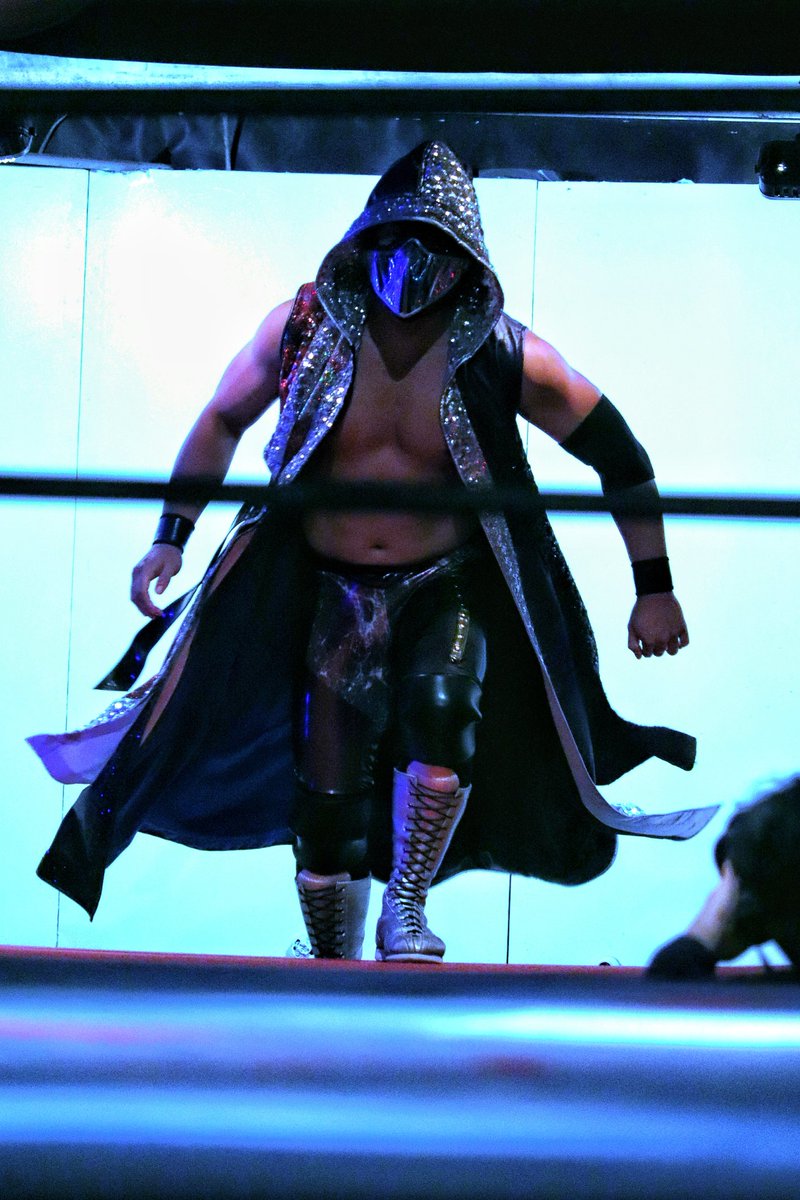 abc_bushi's tweet photo. 2021.11.21 全日本プロレス 2AWスクエア

ちょっと(かなり)遅くなったけど💦
久しぶりに岩本さん観れた！やっぱかっこよ！

 #ajpw
 #岩本煌史 https://t.co/3E6qSohzzP