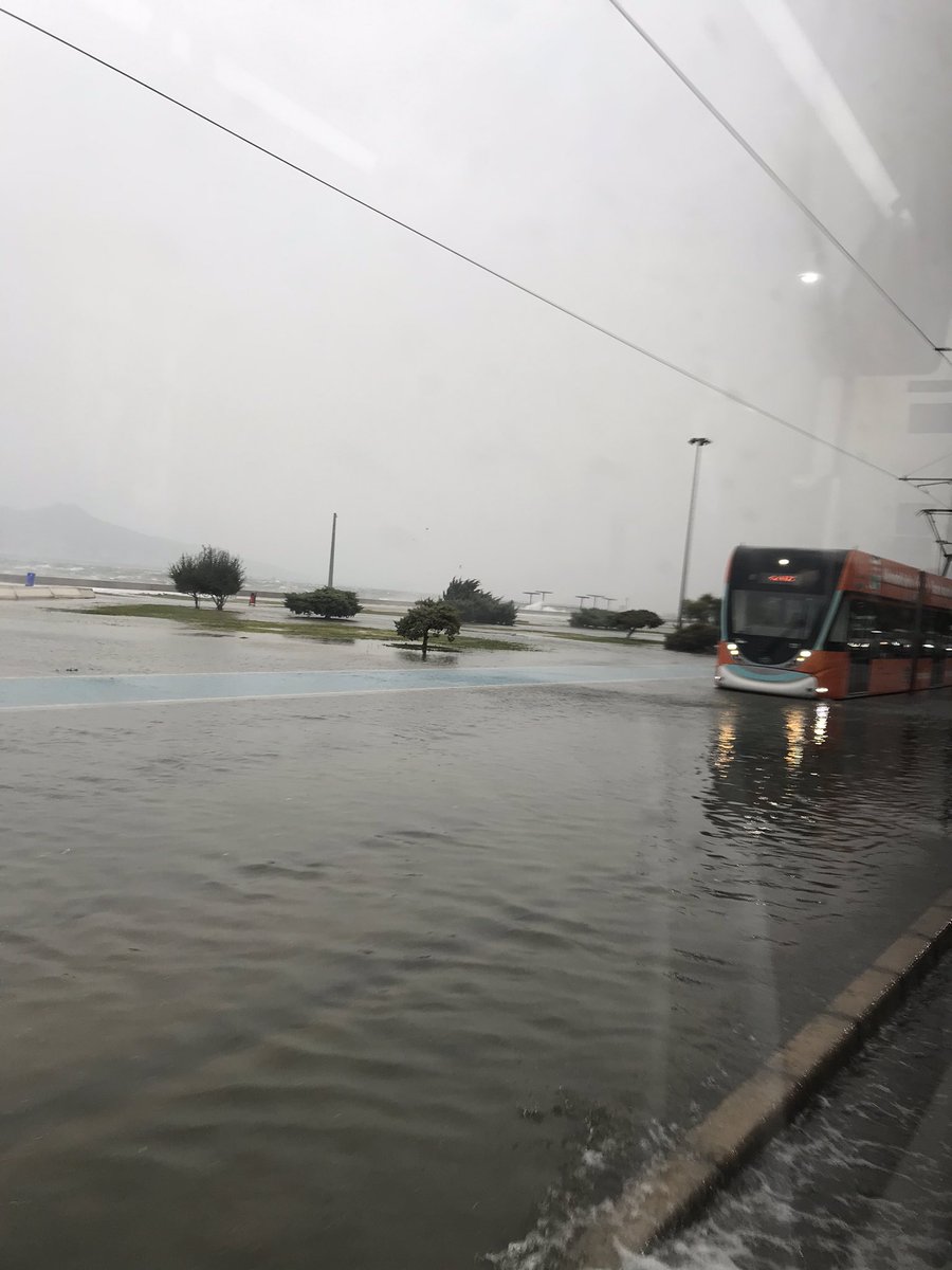 Karşıyaka sahil’in son durumu..
#fırtına