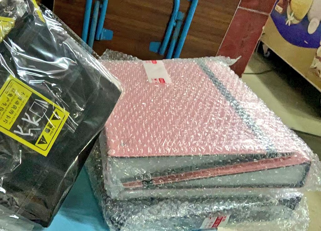 ctrl_findph's tweet photo. #ctrl_findphupdates
first batch of binders and frames arrived at our cn address and is in transit! 🥰 https://t.co/pyoYE37CJr