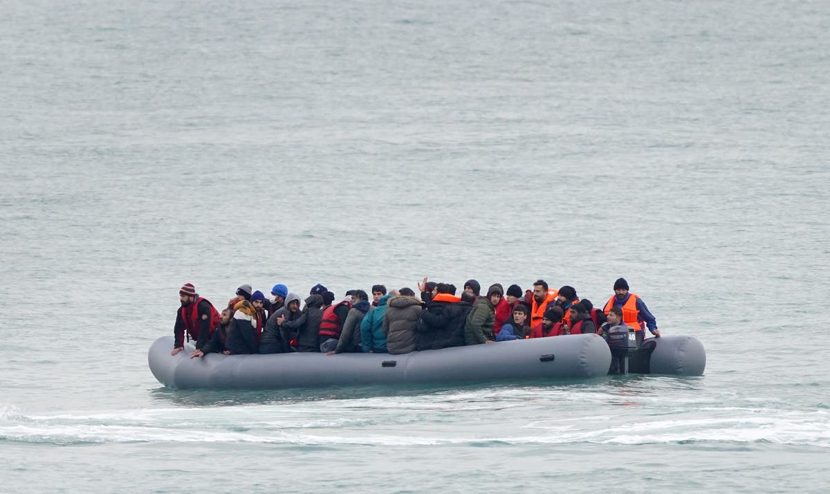 workpermitcom's tweet photo. France cancels key talks with UK after Boris Johnson letter on migrant crisis https://t.co/Hjw4X8hOBv #UKimmigration https://t.co/0BKKSefDd1
