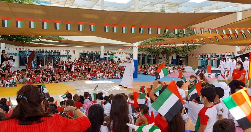 Les Etablissements français aux EAU ont célébré cette semaine la 50 ème fête nationale des Emirats Arabes Unis qui coïncide le 2 et 3 Décembre 2021.<a href="/LLFPDubai/"></a> <a href="/LyceeMonod/">Lycée Français International Théodore Monod</a> <a href="/LyceeMassignon/">Lycée Massignon</a> <a href="/lycee_mermoz/">Lycée Français Jean-Mermoz</a> @lfigp_lycee <a href="/ice_meydan/">ICE School Meydan</a> <a href="/aefeinfo/">AEFE</a> <a href="/ADEK_tweet/">Department of Education & Knowledge - Abu Dhabi</a> <a href="/KHDA/">KHDA | هيئة المعرفة والتنمية البشرية بدبي</a> <a href="/nationaldayuae/">National Day UAE</a>