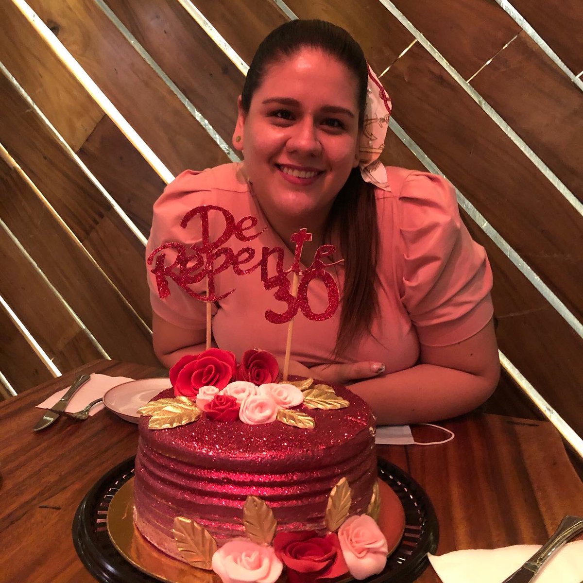 DiianaBuiitrago's tweet photo. #Mis30 26-11-2021 ❤️🥳 #GraciasVida https://t.co/mTWLMNv1Hy
