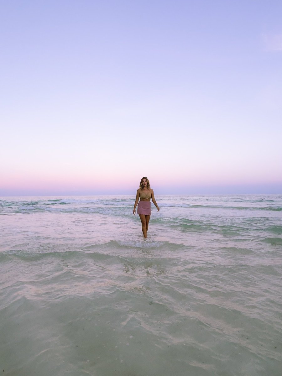 cloudmaryde's tweet photo. Gn from Tulum ✨💘 https://t.co/YVRS2QkFQr