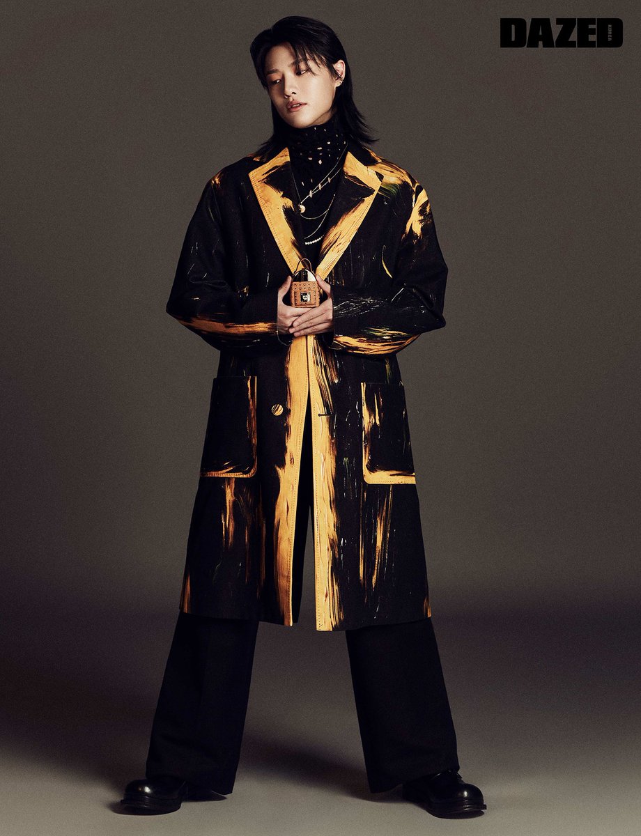 DazedKorea's tweet image. THINKIN ‘BOUT YOU #협찬

눈을 감아도 전해지는 너의 향기, 멈출 수 없는 너의 생각. 우즈에 취해.

#우즈 #WOODZ #조승연 #MCM향수 #MCMEDP #MCMWorldwide #MCMFragrance #MCMTravelBeyond

더 많은 화보와 기사는 &amp;lt;데이즈드&amp;gt; 12월호에서 만나볼 수 있습니다.