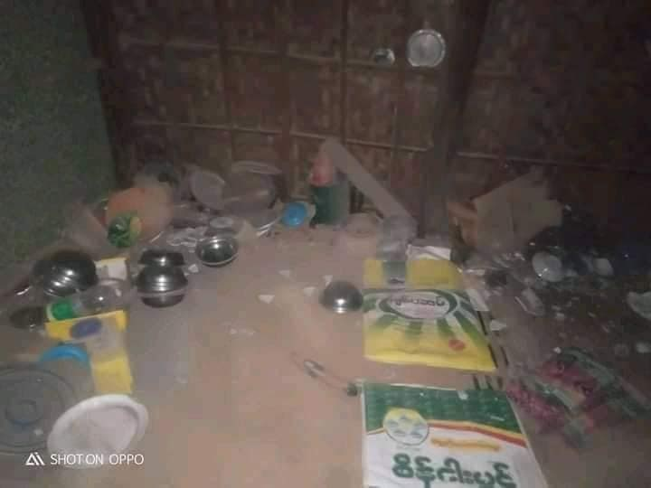 spring21MM's tweet photo. Military Terrorists Ransacked 50y/o Daw Mya Mya Win's house, Violently Beat &amp; Abducted her from her home at #Tankhun village,#Natmauk Tsp,Magway Region at 1 am on Nov 29.Terrorists not only Brutally Tortured the woman but also Destroyed the properties during the raid.
#Nov29Coup https://t.co/rSuW4ZXhI1
