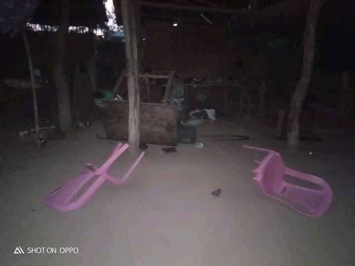 spring21MM's tweet photo. Military Terrorists Ransacked 50y/o Daw Mya Mya Win's house, Violently Beat &amp; Abducted her from her home at #Tankhun village,#Natmauk Tsp,Magway Region at 1 am on Nov 29.Terrorists not only Brutally Tortured the woman but also Destroyed the properties during the raid.
#Nov29Coup https://t.co/rSuW4ZXhI1