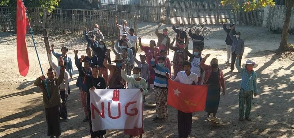 LeeDam_3's tweet photo. Protest in support of @NUGMyanmar government took place in Rural area of #Shwebo Tsp.
#NoFlyZoneInMyanmar
#Nov29Coup
#WhatsHappeningInMyanmar https://t.co/NV9j18R7qf