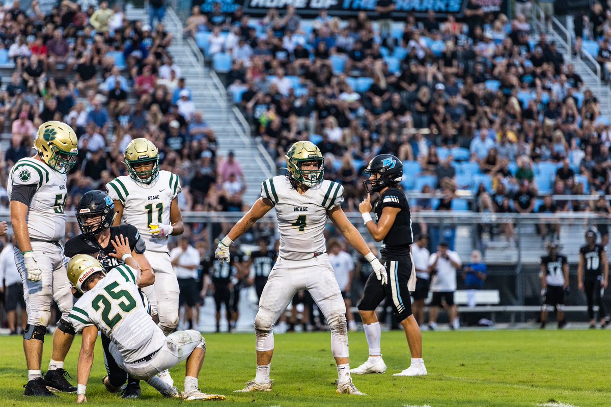 CoachDrafts's tweet photo. Ppl have already asked me what did you do differently this year for the turn around?

Nothing. We stayed committed to our process. Coaches held each other accountable &amp; players did the same. We all got better. From 1 win to 9-4 &amp; the 3rd round. Good things take time. @NeaseFTBL https://t.co/RGf1sq6tJe