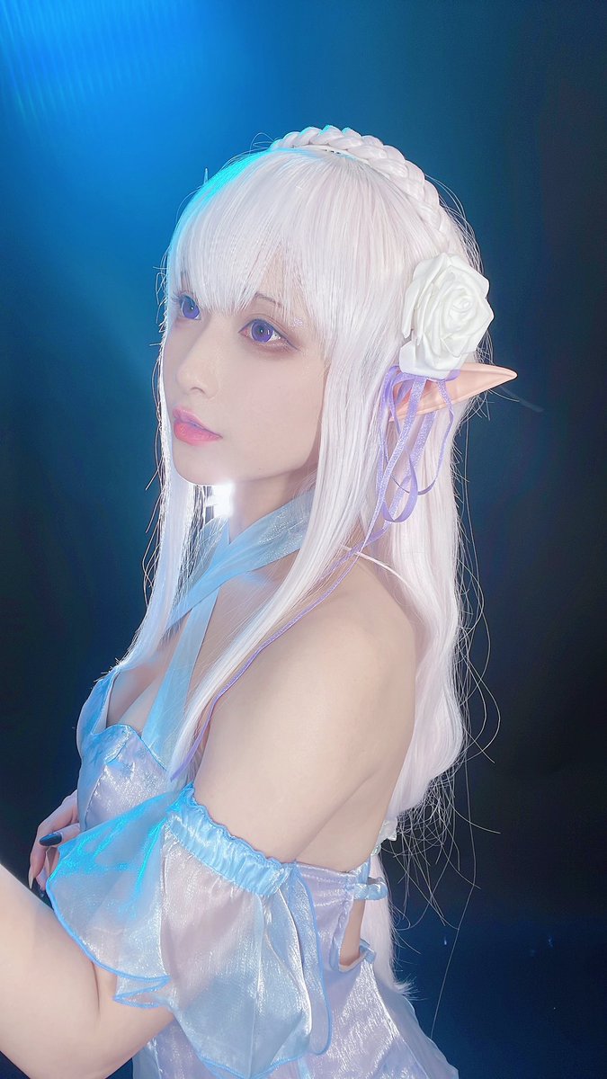 #cosplay  艾米莉亚❤ https://t.co/lQ3xRLHhsR