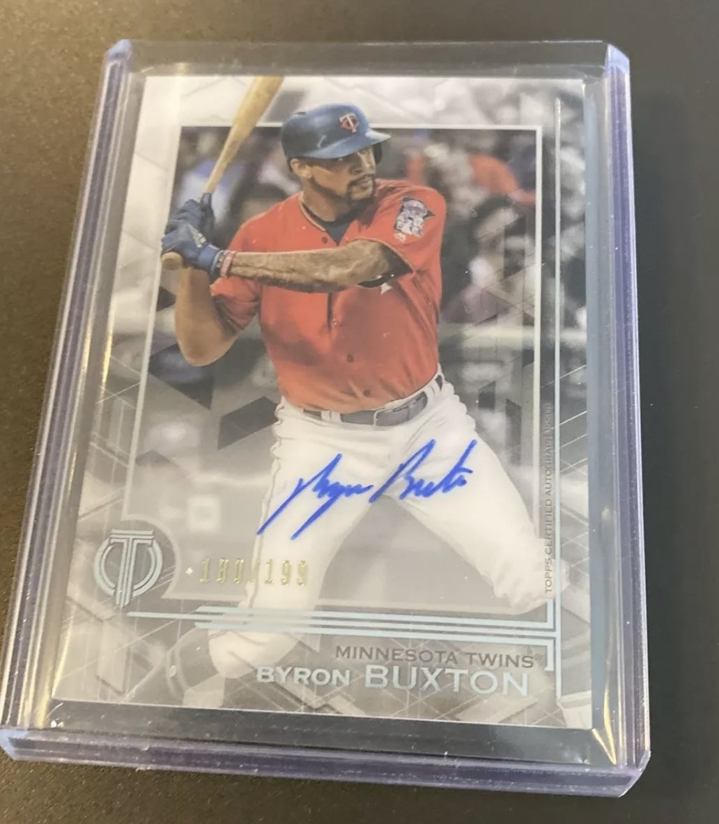 tlschwerz's tweet photo. End this day with a bang #MNTwins fans!

 @OfficialBuck103 is a Twin for life! Win his 2019 @Topps Tribute auto to celebrate.

RT to enter, must be following to win. https://t.co/HmRsvhqN2I