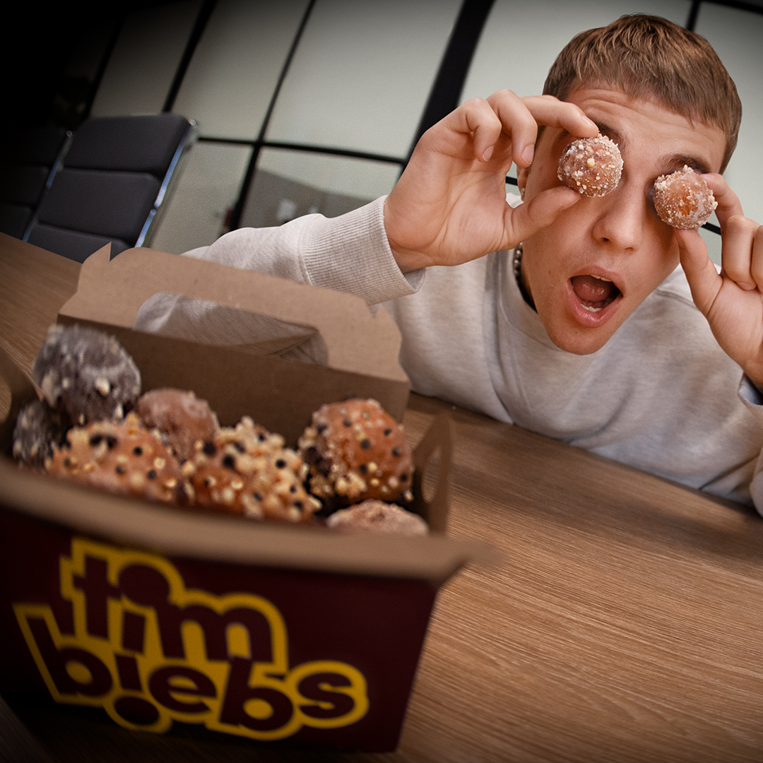TimHortons's tweet photo. You won't want to miss these. #Timbiebs Canada & US only. https://t.co/MPOZueLGKz