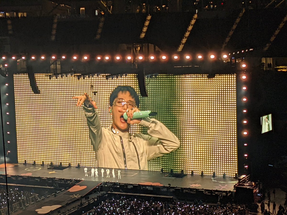 DeliaMary's tweet photo. Can't wait to see J-Hope in the new Matrix movie #PTD_ON_STAGE_LA #JHOPE #BTSSoFiStadium #bts #BTSinLA #PTD_ON_STAGE #PTD_ON_STAGE_LA_Day2 https://t.co/Y6MC3NvFDg