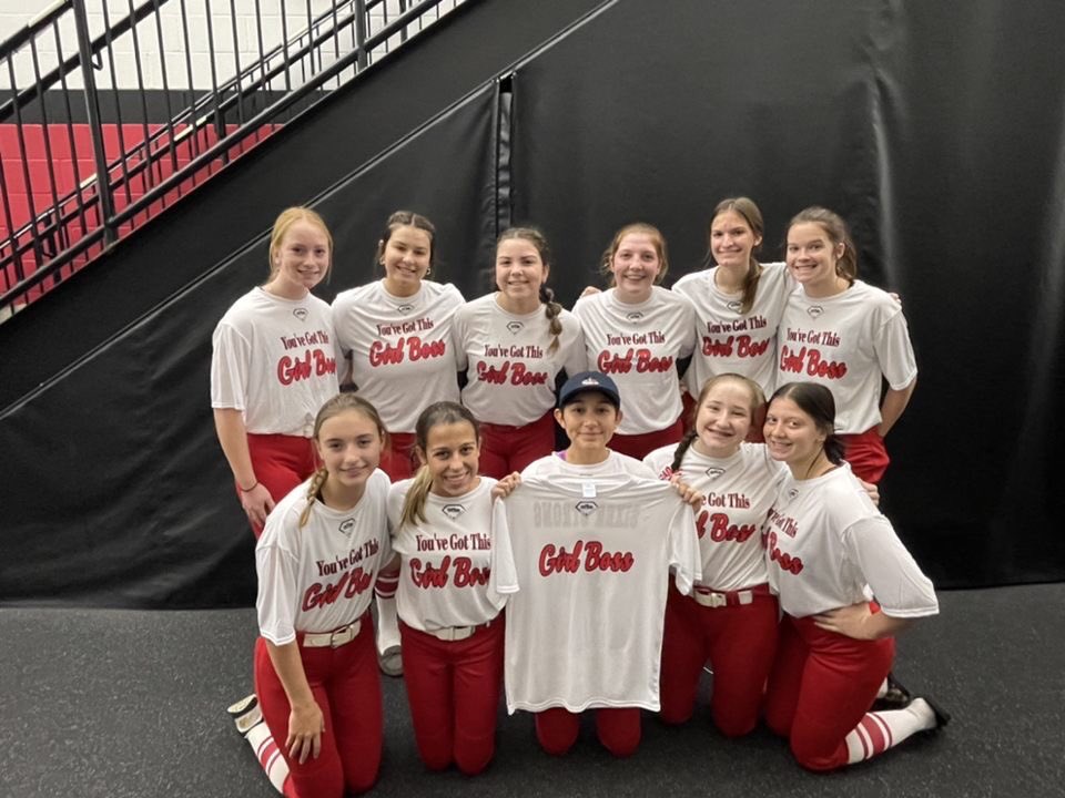 josephineshortx's tweet photo. a HUGE thank you to @coach__cavanagh @CUAA_Softball for coming down to watch us play tonight!! it was amazing getting to talk to you :)  🥎 💪 #sixerstrong @cpdogs_reiser https://t.co/Sxijq5IULy