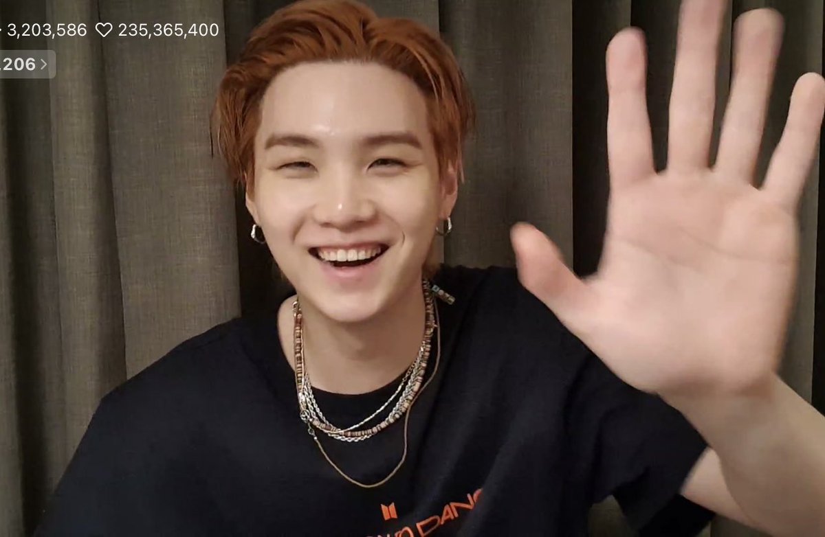 bts123_bantan's tweet image. ユンギさーん
終わってすぐ来てくれてありがとー！💜
ゆっくり休んでね！