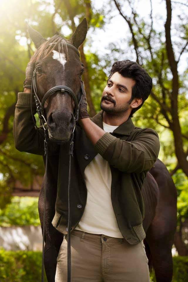 When a rider gazes into a horses eyes they find a part of themselves thought never to be found. Clicked by: shareef Nandyala Styling: Nischayniyogi