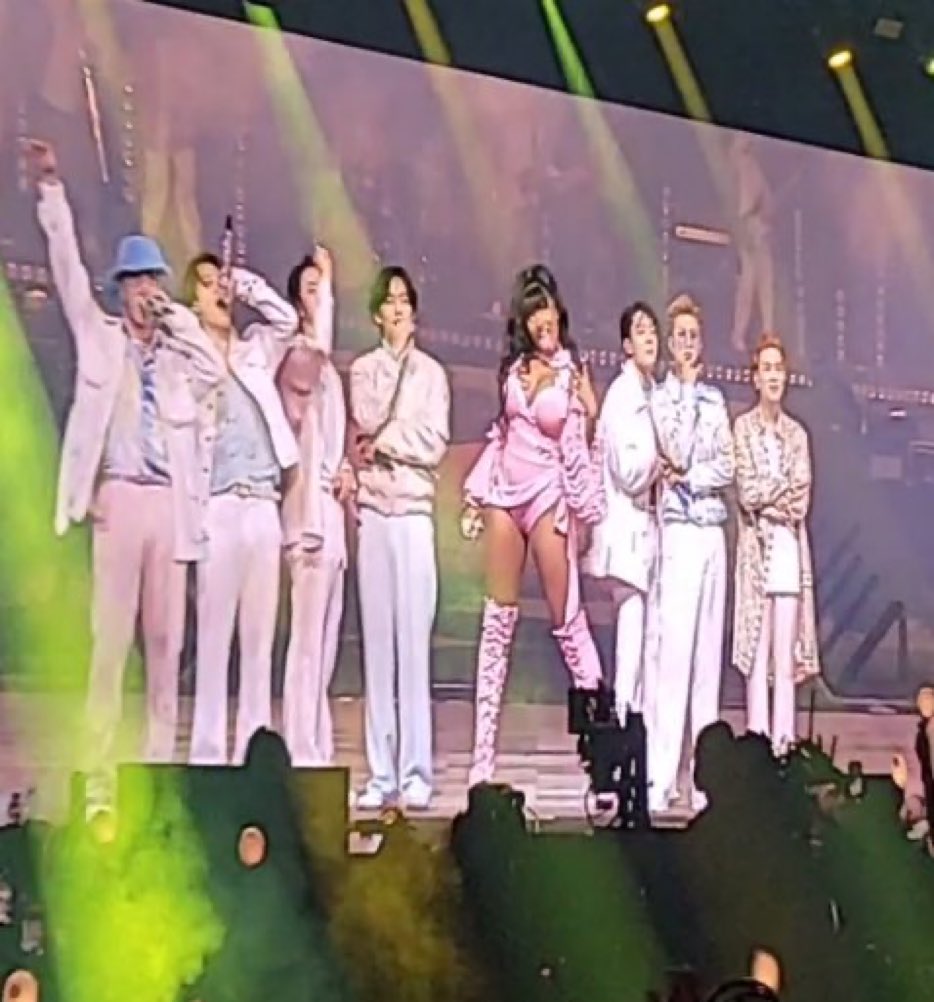 vflrtz's tweet image. DAMN