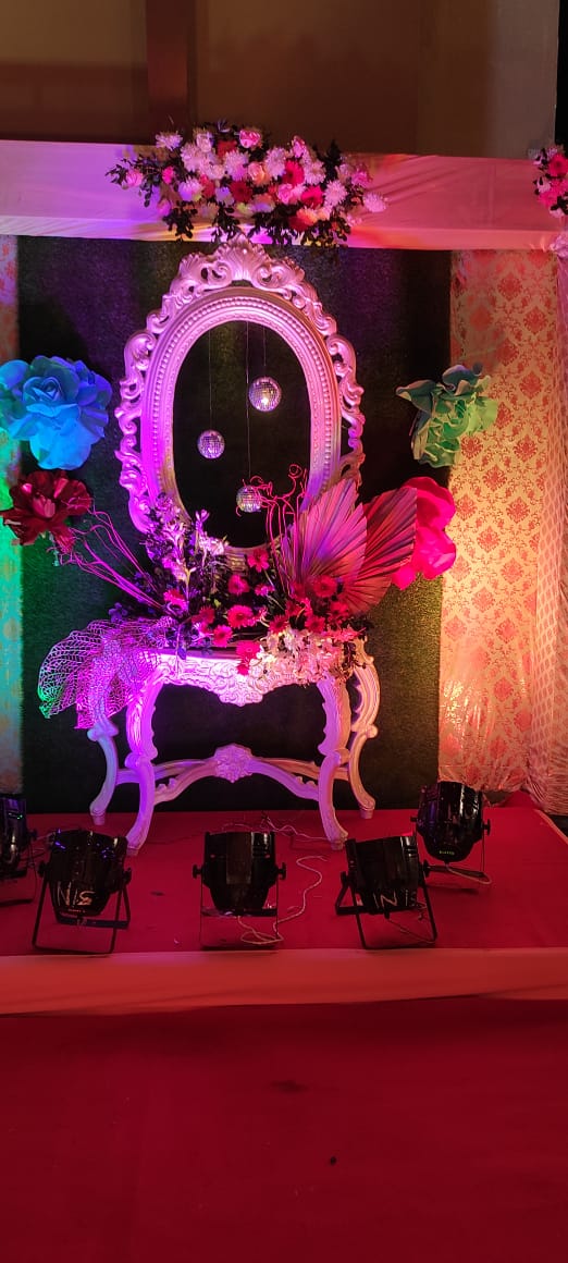 siniseventplan1's tweet photo. Wedding decor and party decoration are all about playing with the palette, texture, and shape to create an ambiance that complements the architecture of your venue, down to every last decorative embellishment.
Call  us - +91-9437185985 +91-9692185555 +91-9437885555 https://t.co/9Sky7X5YRD
