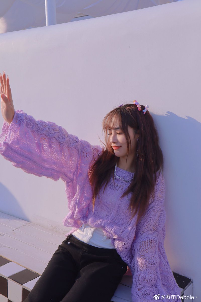 debbiejiangshen's tweet photo. 『211124 - 微博更新 Weibo Update』（1/3）

[兔子]#我与蒋申的365天

我想梦游你眸中的寰宇💫 ​​​

【ENG】
#my365dayswithJiangshen

I want to go in a journey to the universe in your eyes 💫

——————

》#Jiangshen #Debbie #蒋申 #蔣申 https://t.co/HmbD1YZ4No