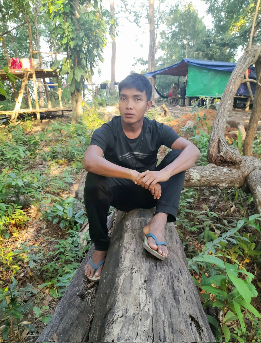 mgtoe17's tweet image. Never despair. Never surrender.